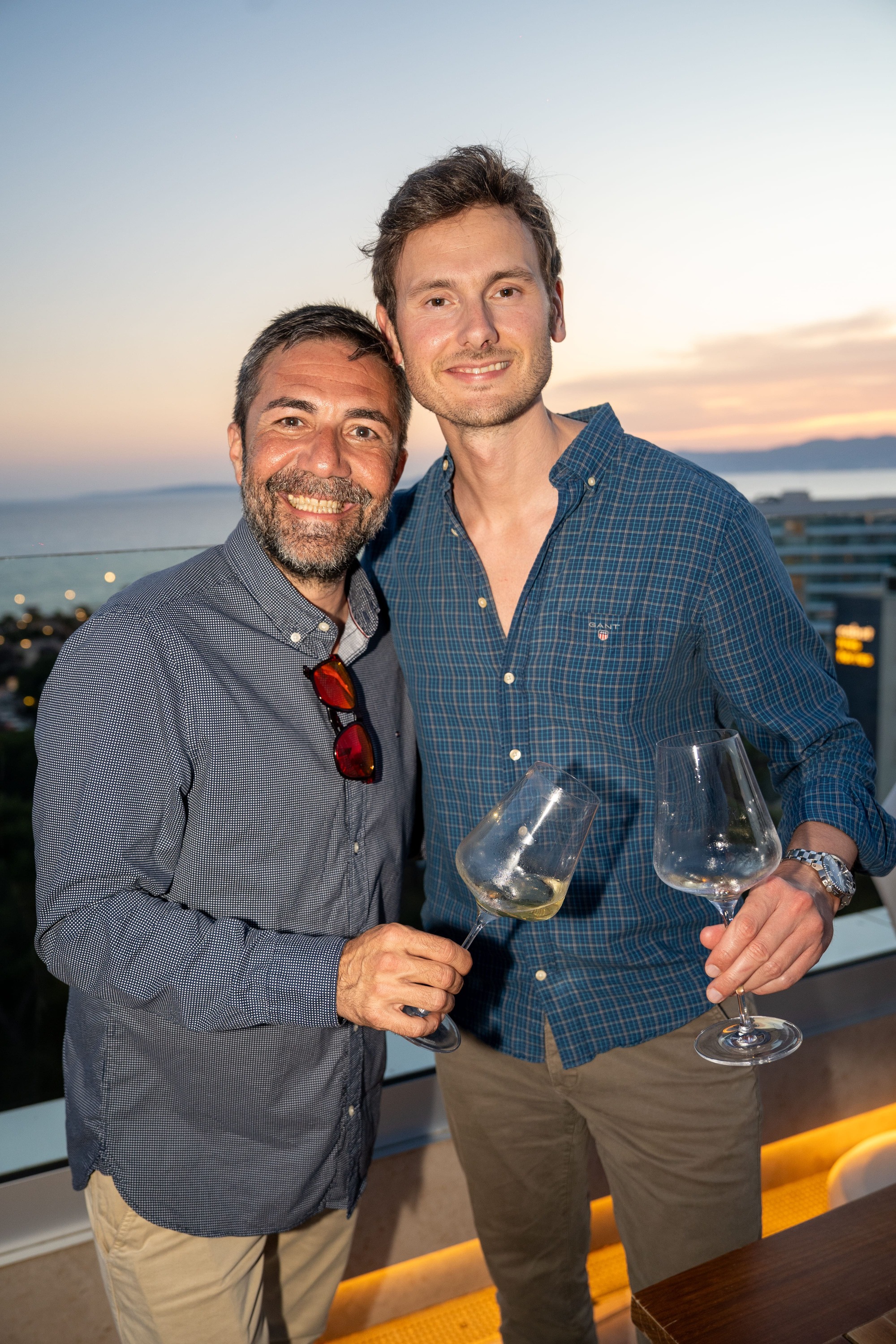 Katagi vinos al cielo